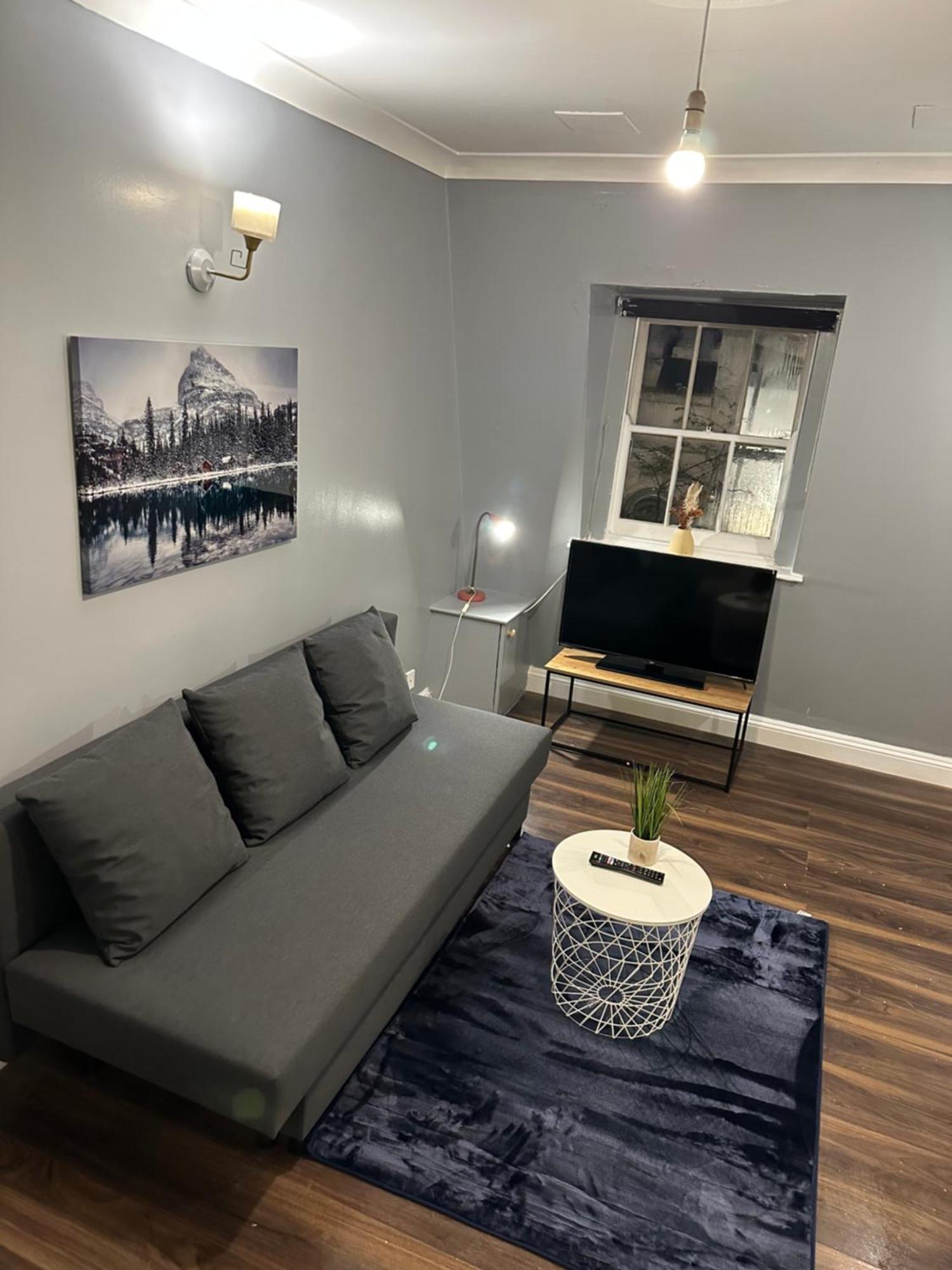 Appartamento Charming 1 Bedroom Flat With Living In Kings Cross, St Pancras No Lift Londra